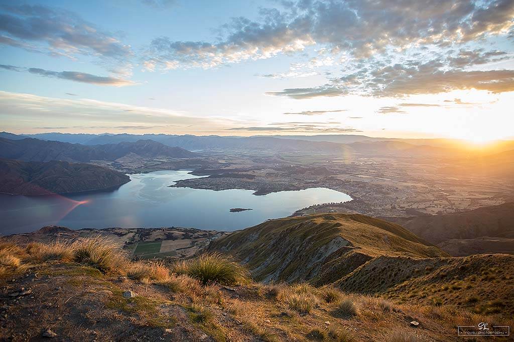 紐西蘭 | 瓦納卡 Wanaka | 登上羅伊峰 Roys Peak 欣賞絕美的日出湖景