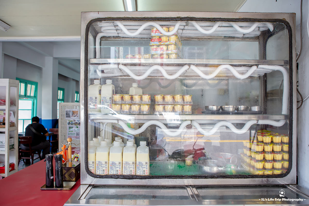 宜蘭．頭城 | 小涼園冰果室 | 乘坐時光機前往擁有 70 年歲月的古早味冰室
