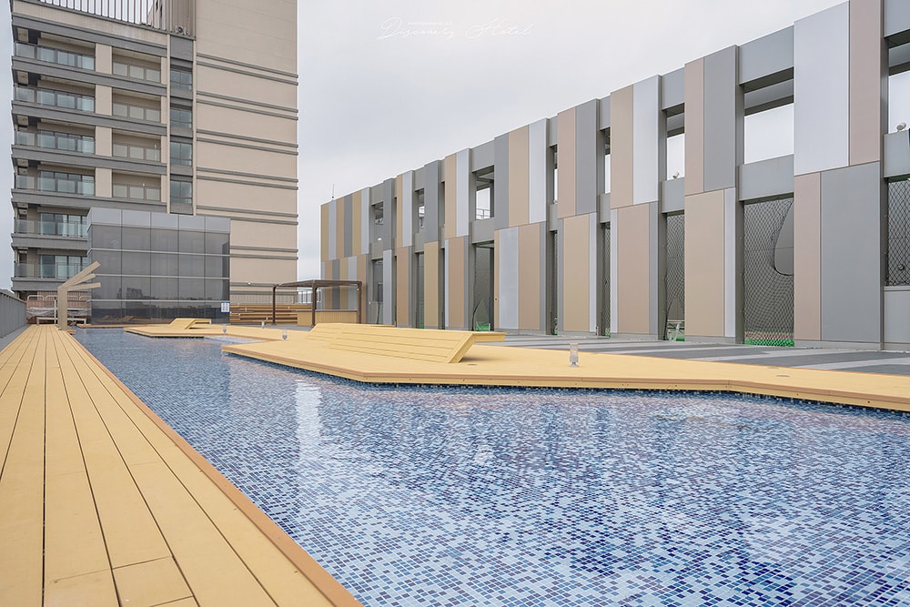 澎湖住宿 | 澎澄飯店 Discovery Hotel | 超美海景戶外無邊際泳池、星探索體能挑戰設施、免稅商店逛起來! - 第21張圖