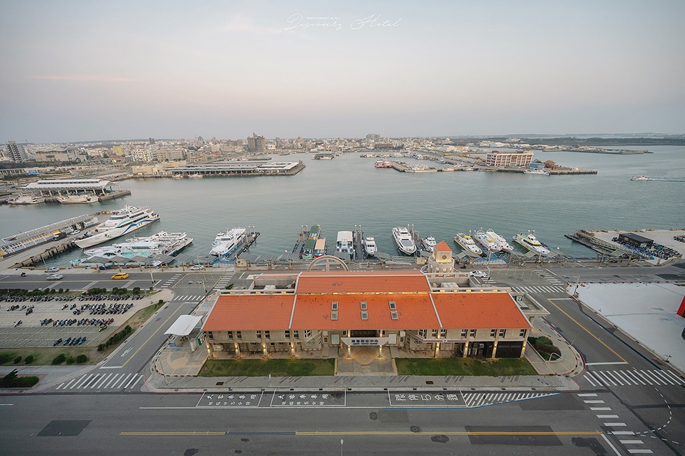 澎湖住宿 | 澎澄飯店 Discovery Hotel | 超美海景戶外無邊際泳池、星探索體能挑戰設施、免稅商店逛起來! - 第31張圖