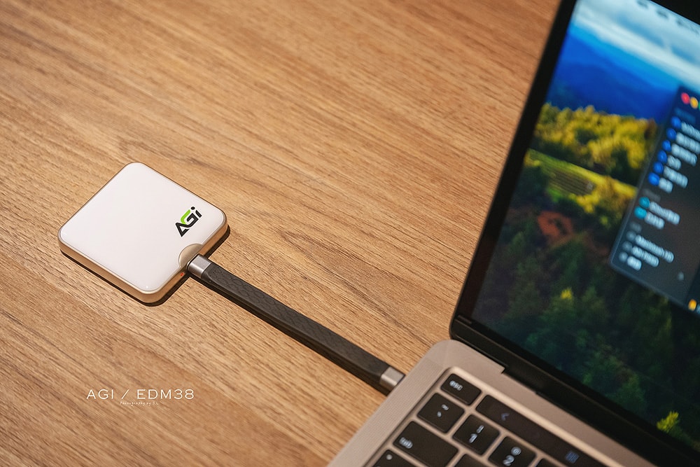 3C 開箱 | AGi EDM38 | 磁吸式 Type-C 外接式 SSD,iPhone 15 Pro 高畫質錄影沒煩惱! - 第14張圖